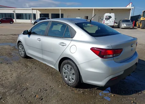 2020 Kia Rio Lx z USA, uszkodzony, nr VIN 3KPA24AD4LE309621